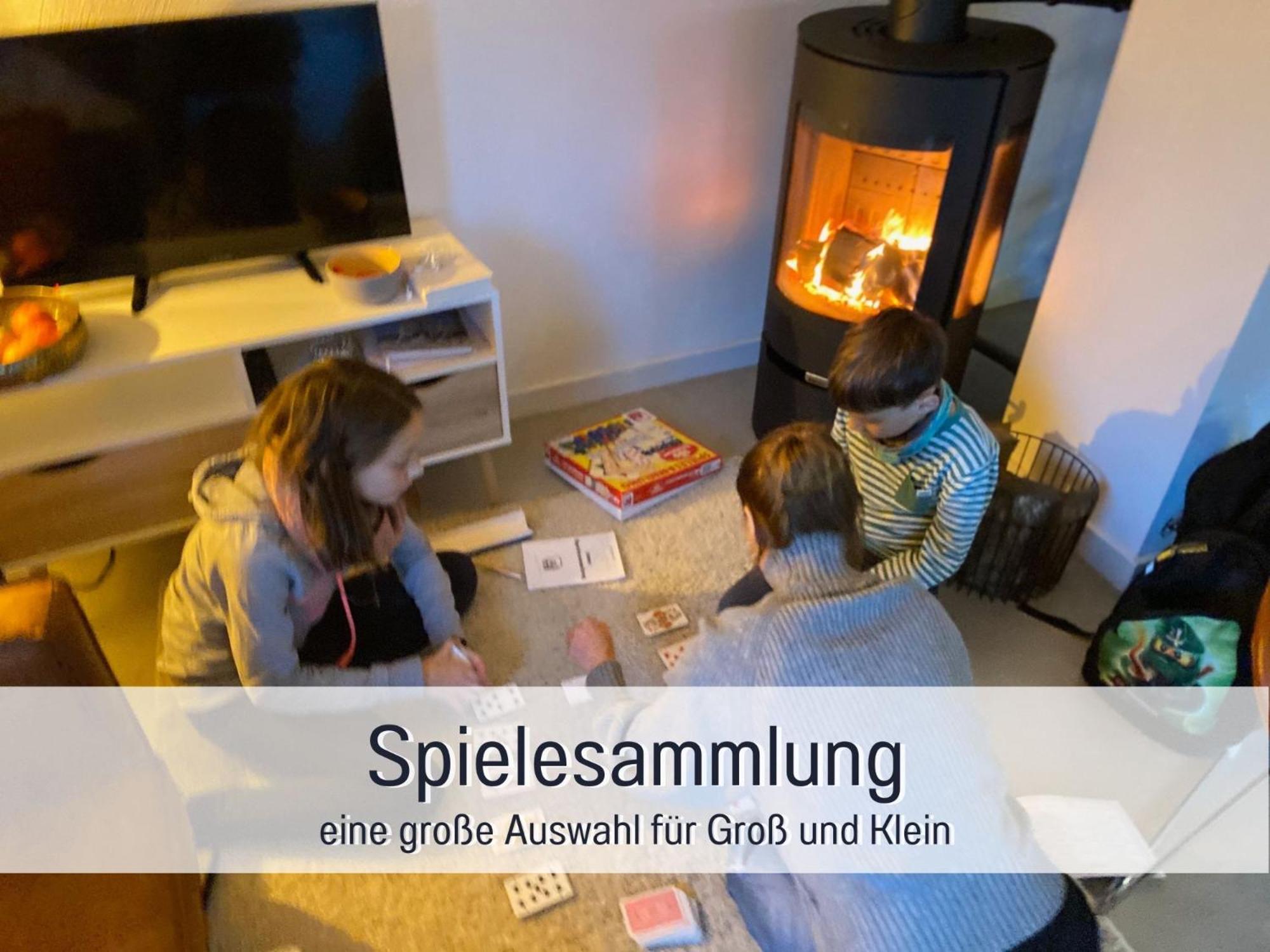 Strandhaus Mathea - Ruhige Lage Direkt Am Fleesensee - Parkplatz, Kamin, Sauna - Familienfreundlich Unter Gohren Exterior photo