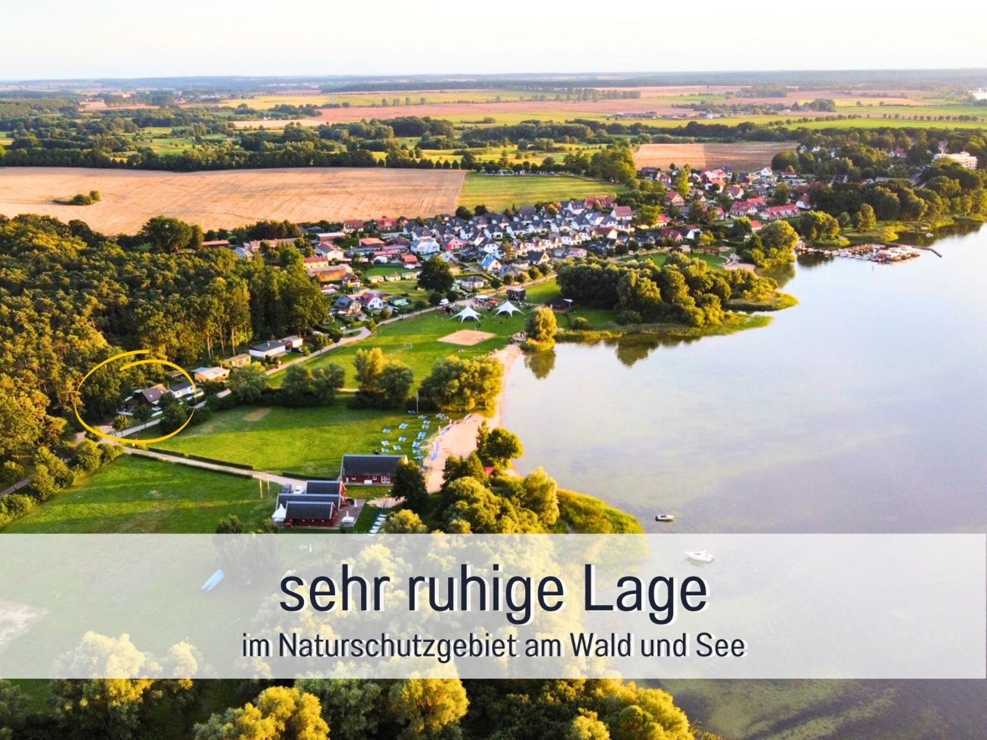 Strandhaus Mathea - Ruhige Lage Direkt Am Fleesensee - Parkplatz, Kamin, Sauna - Familienfreundlich Unter Gohren Exterior photo
